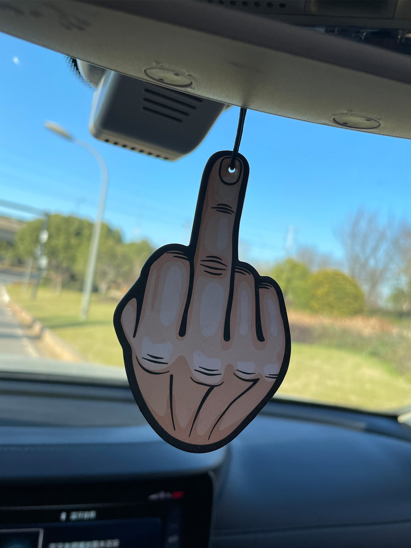 Middle Finger, Profumo per Aut - Perfume And Fragrance Are Same recensione e prezzo