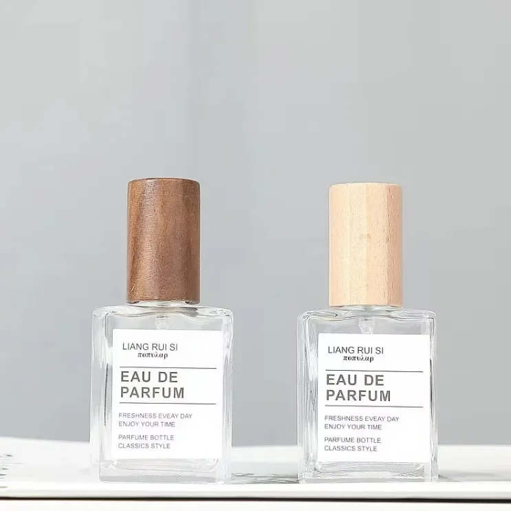 Flacone Spray in Vetro da 30/5 - Perfume Imperium Fragrance World recensione e prezzo